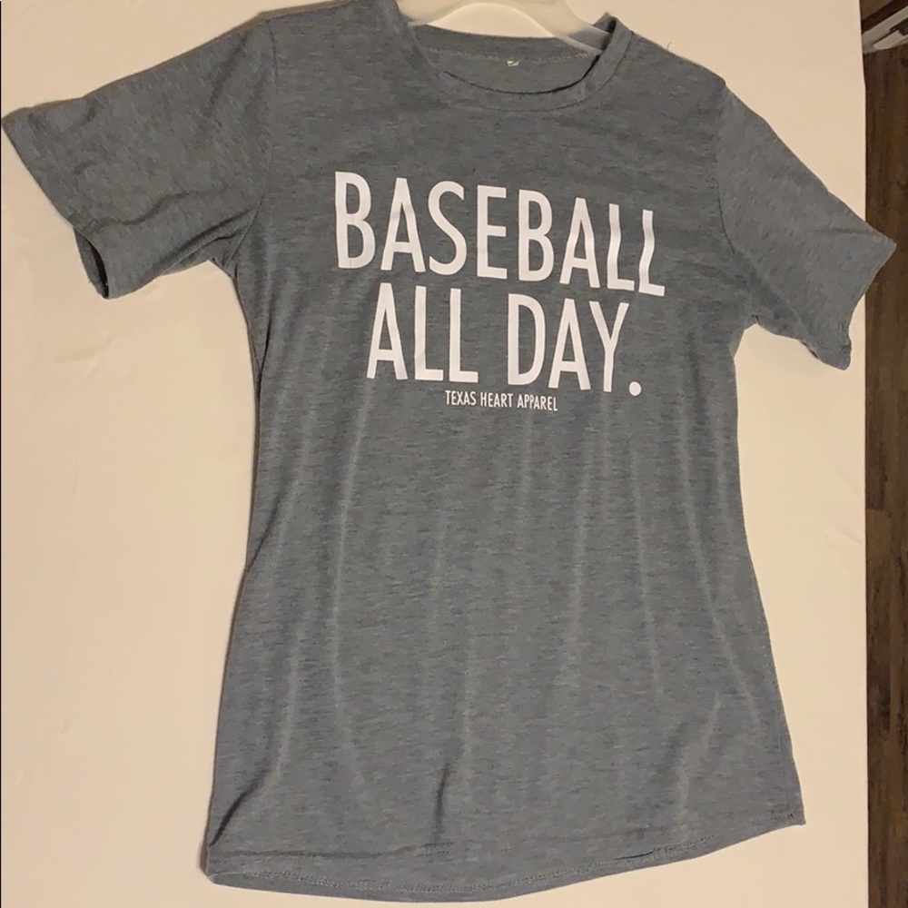 Short sleeve baseball shirt